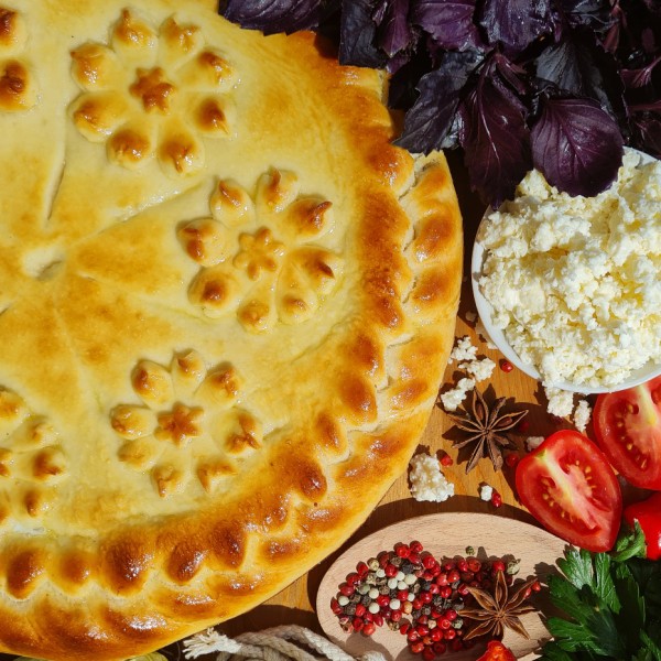Русский пирог с капустой и яйцом